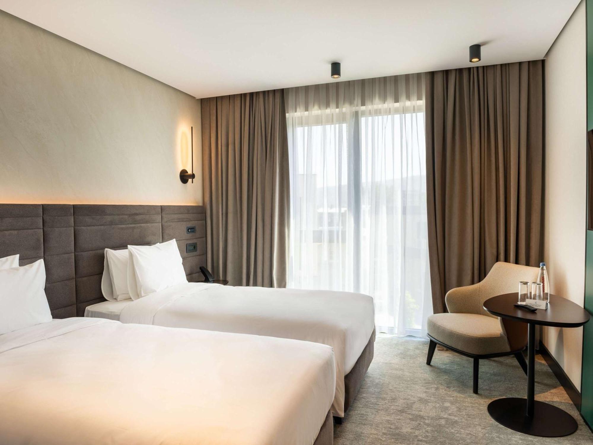 Novotel Tbilisi Center エクステリア 写真