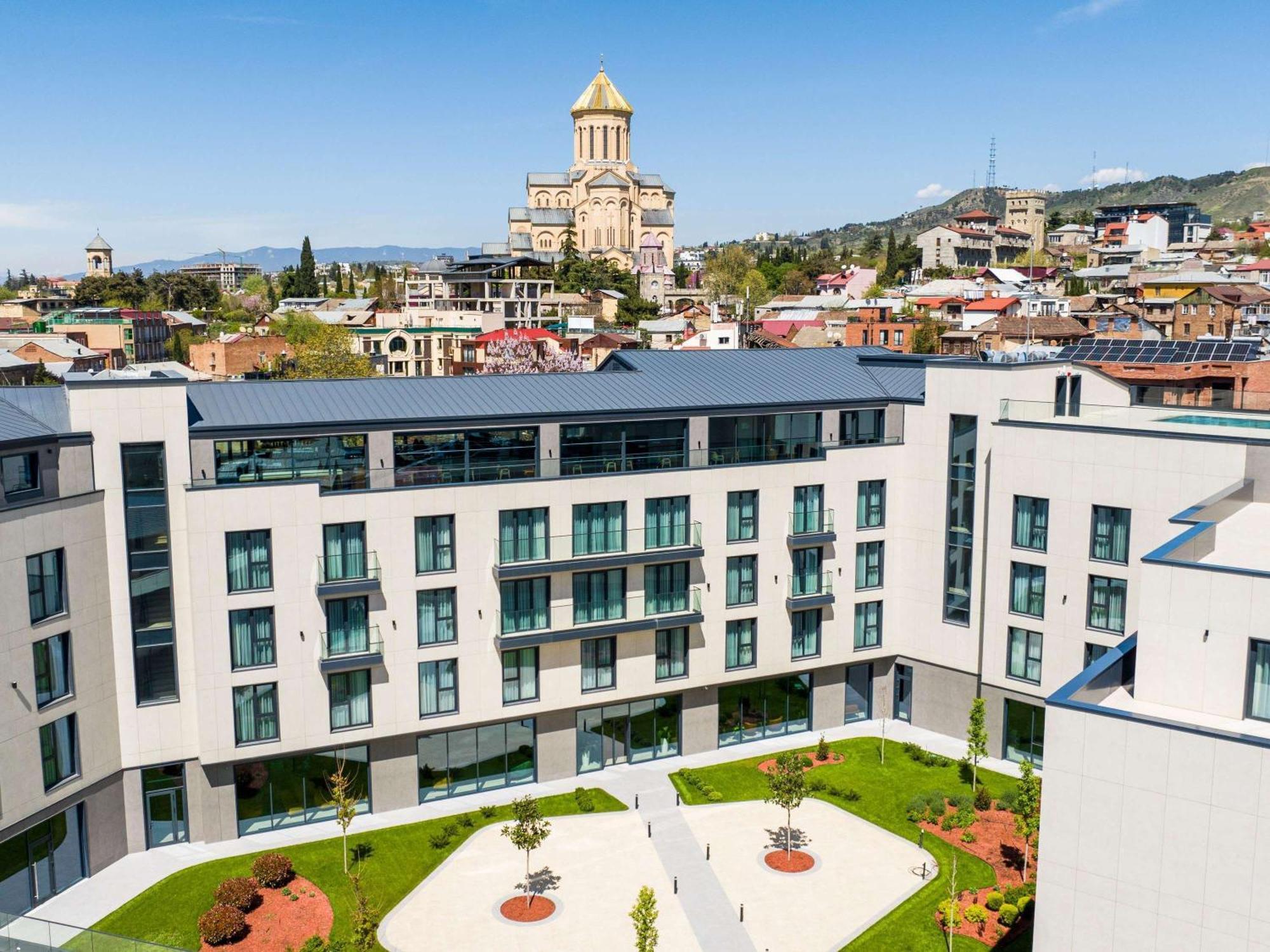 Novotel Tbilisi Center エクステリア 写真