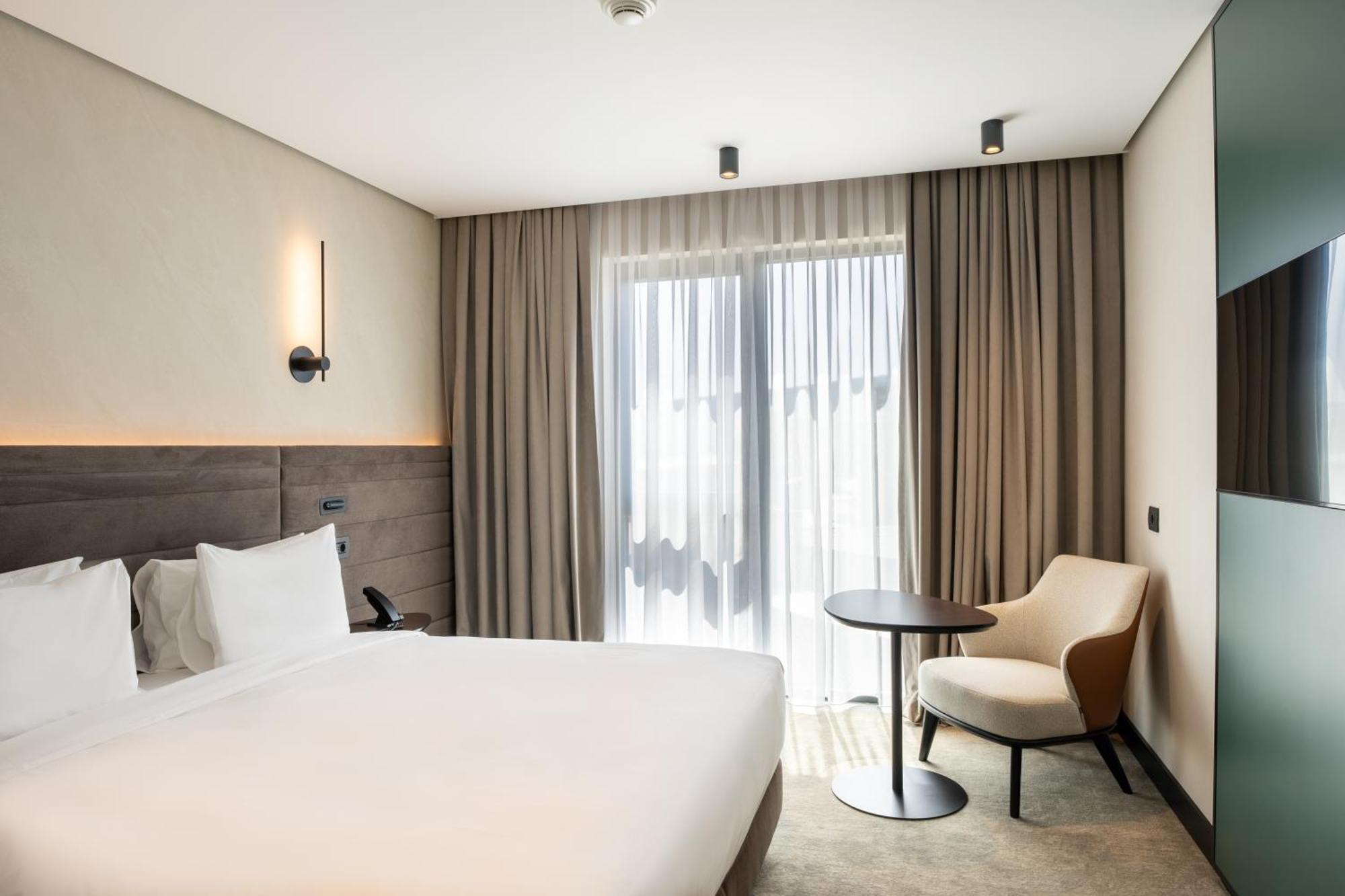 Novotel Tbilisi Center エクステリア 写真